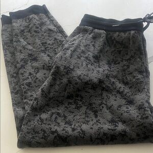 lululemon athletica Charcoal and Black Patterned Joggers